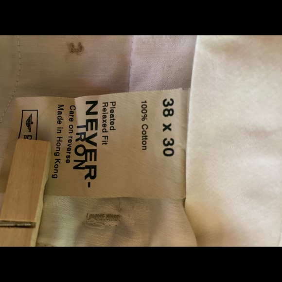 Dockers Premium Never Iron pants - Picture 5 of 8